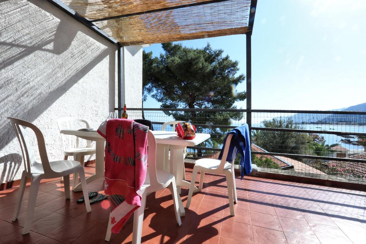 Testa Di Monaco - Basic Beach Accommodations Capo d'Orlando Exterior photo