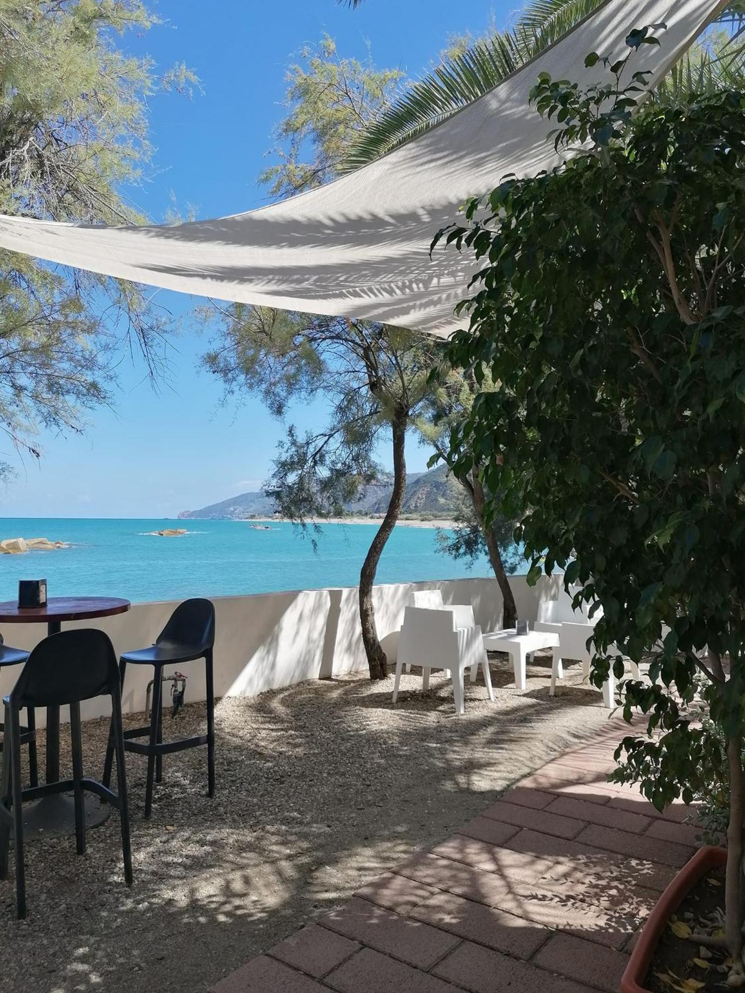 Testa Di Monaco - Basic Beach Accommodations Capo d'Orlando Exterior photo